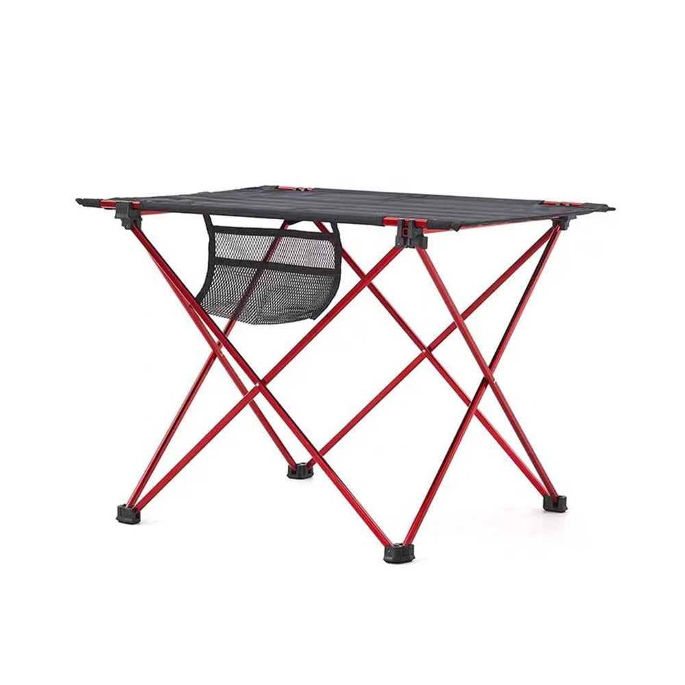 Foldable outdoor camping table