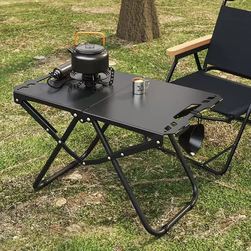 Ultralight folding table