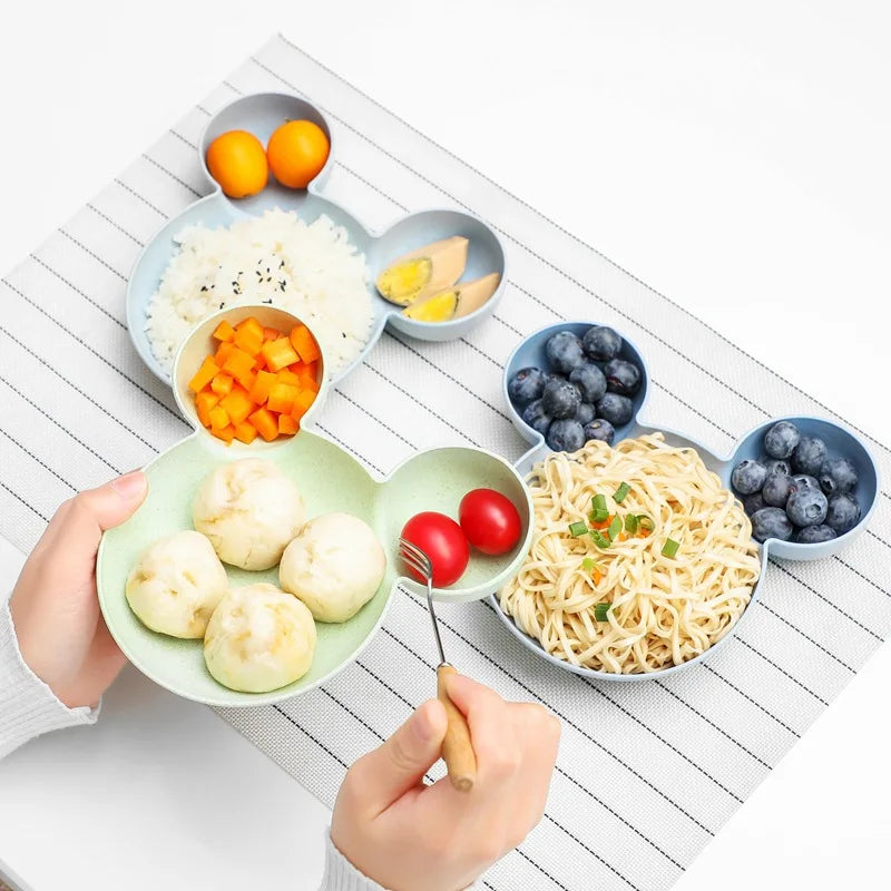 Children's lunch box &amp; tableware set