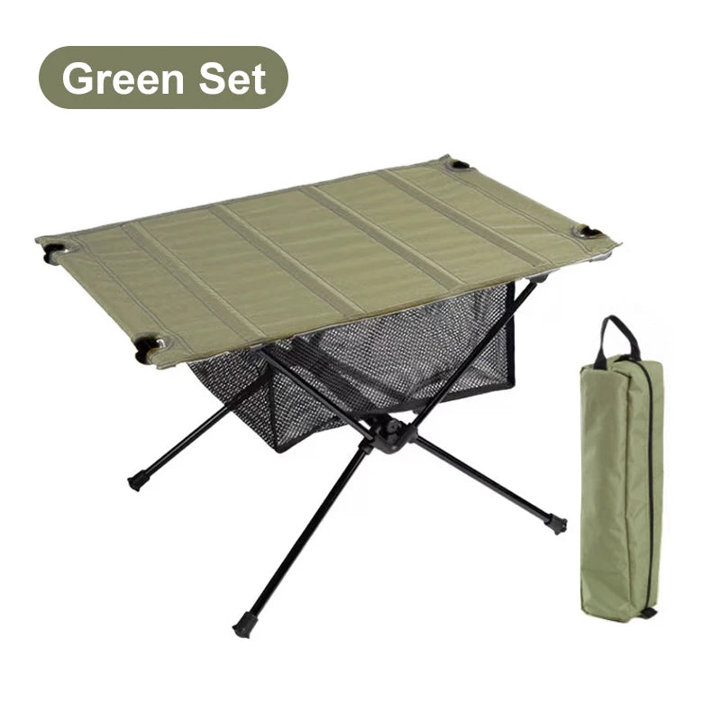 Foldable camping table made of aluminum