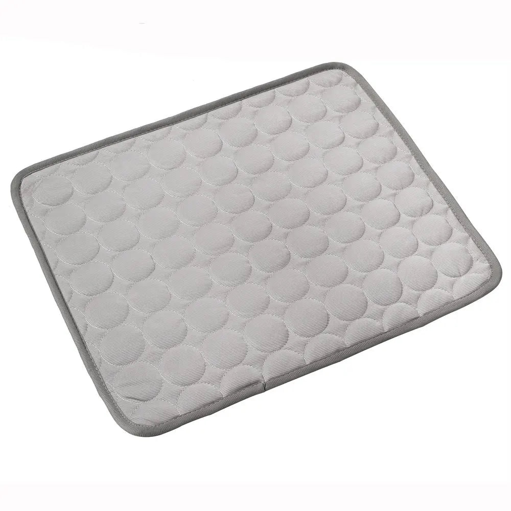 Cooling mat for pets