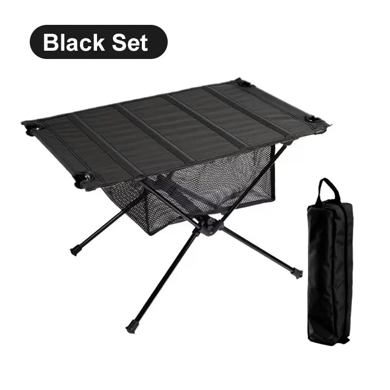 Foldable camping table made of aluminum