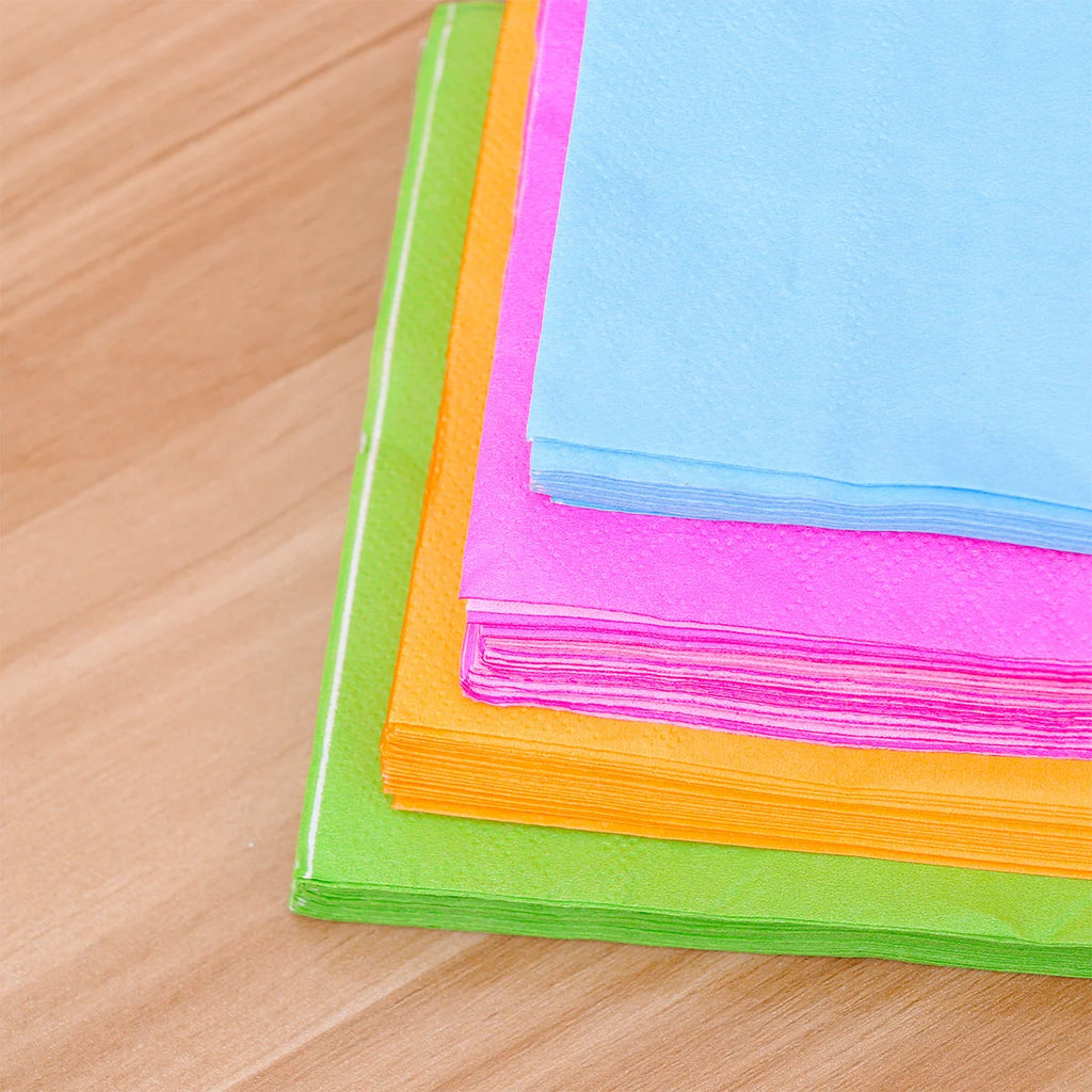 Set of 80 plain dinner napkins