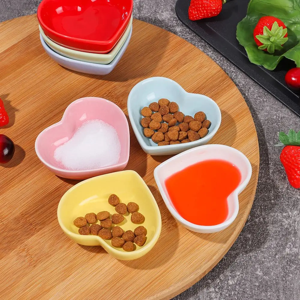 Heart-shaped ceramic sauce bowl