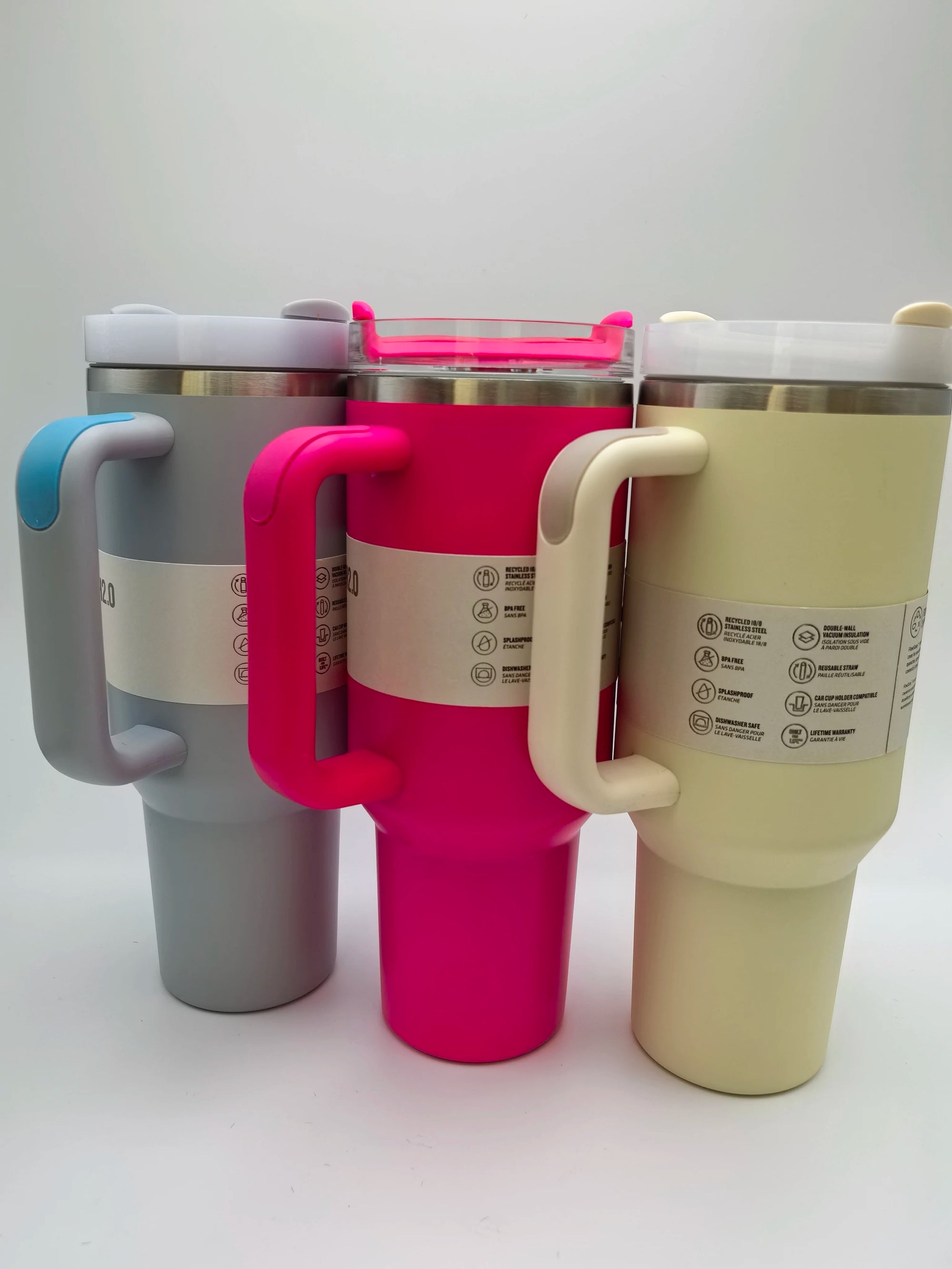 Stainless steel insulated mug with handle &amp; straw 1180 ml