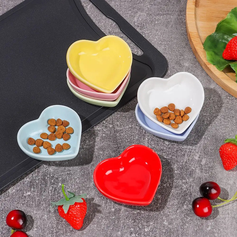Heart-shaped ceramic sauce bowl