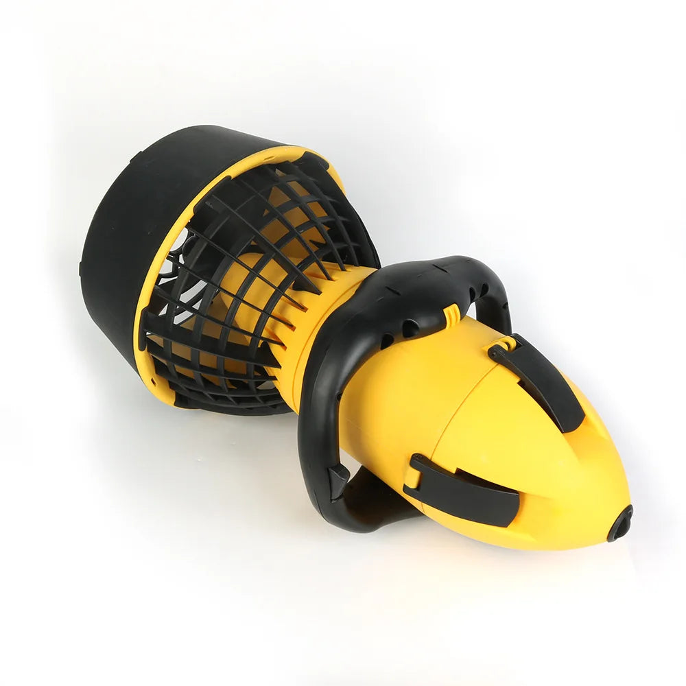 High-speed underwater scooter